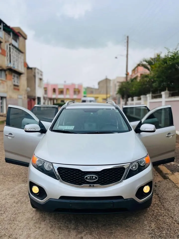 KIA SORENTO 3 TLX VGT – 2009