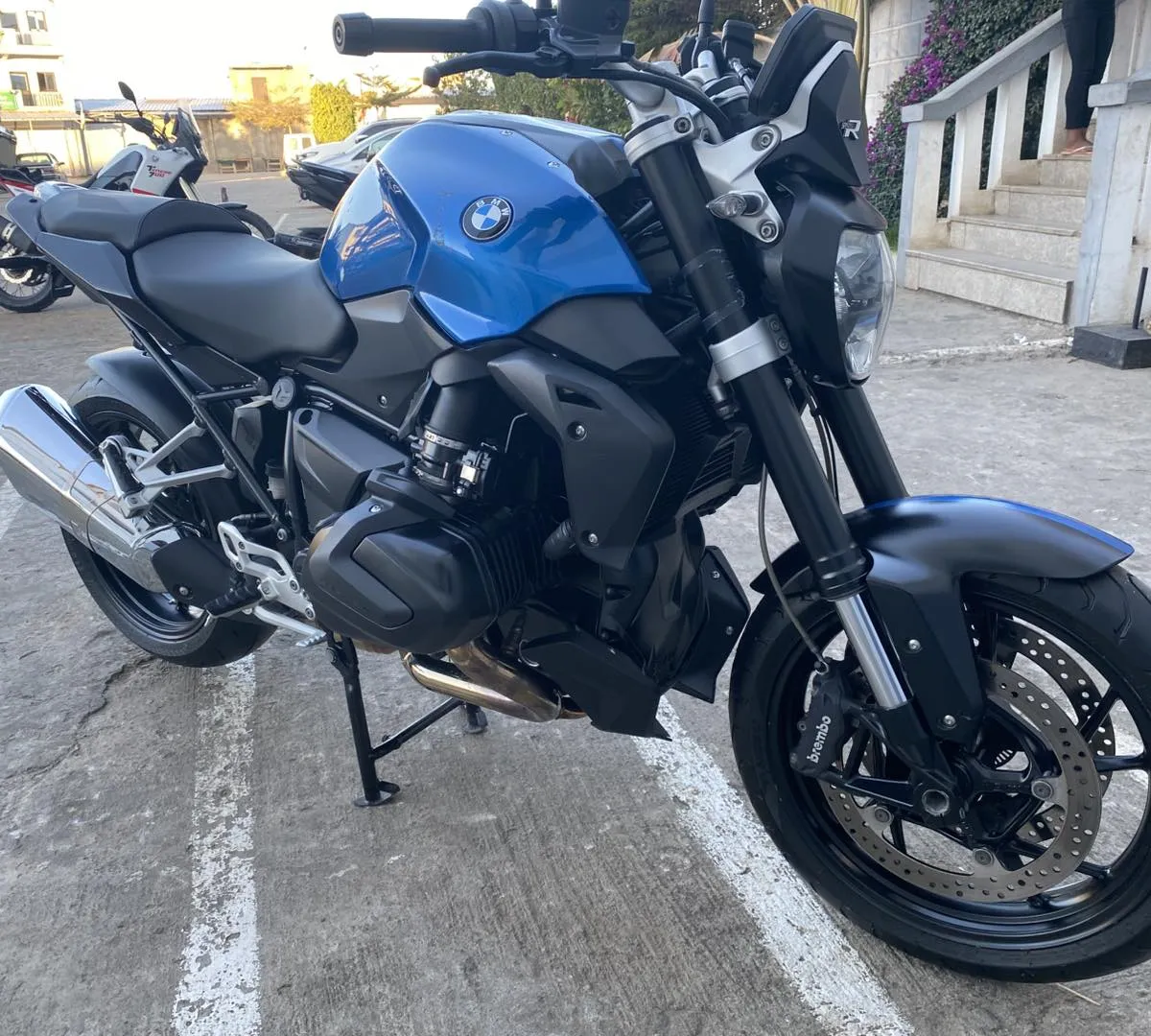 BMW R1250R – Année 2023 – 10 000 km