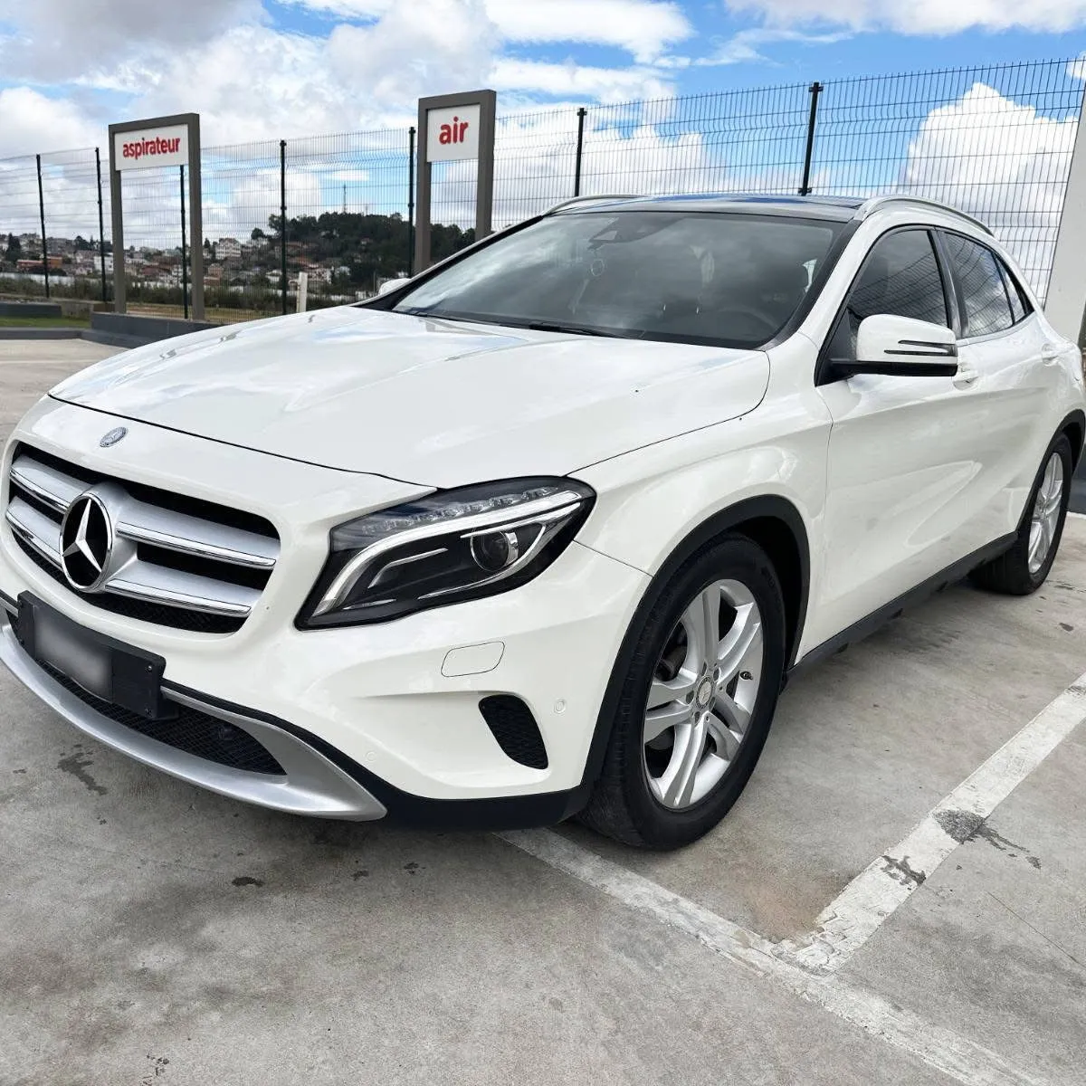 MERCEDES-BENZ GLA 200D 4MATIC- 2014