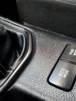 Toyota Hilux / Hilux Revo 2023/ BVM 6 rapports/ (Sortie CFAO-sicam)