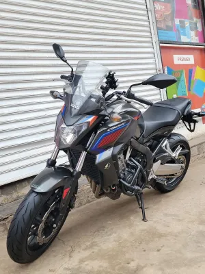 HONDA 650 – 4 cylindres – Full Power