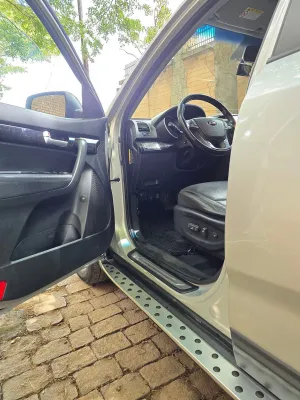 KIA SORENTO (Phase 4) – 4x4 | 2013 – Turbo Diesel 2.2L CRDI 16V – BVA – 7places