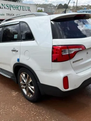 🚙 KIA SORENTO (Phase 4) – 4x4 | 2014 – 7places