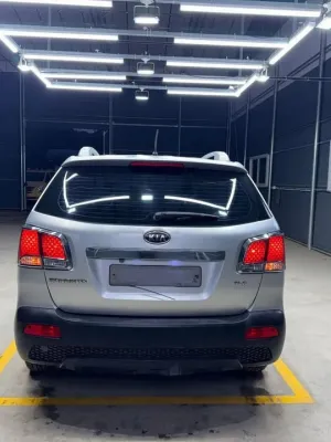 Kia Sorento 3 (2 phase 1) TLX / 5 places/BVA/sans toit/4X4