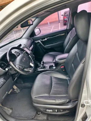 KIA SORENTO 4WD – 7 PLACES-2014