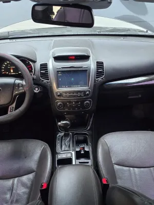KIA SORENTO  – 4WD ( 4x4 NOIR)