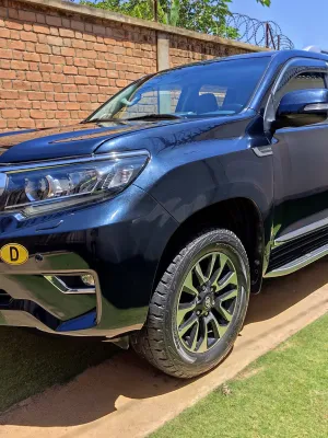 TOYOTA LAND CRUISER PRADO 150 – TXL