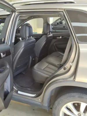 Kia Sorento 3 - 4/2 - 7 places - 2011
