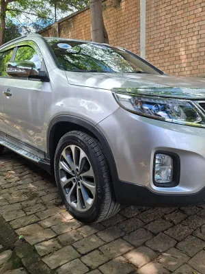 KIA SORENTO (Phase 4) – 4x4 | 2013 – Turbo Diesel 2.2L CRDI 16V – BVA – 7places