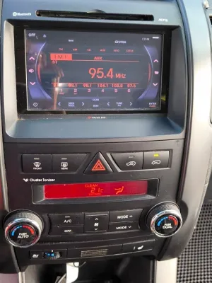 Kia Sorento 3 - 4/4 - 2011 - 7 places - Blanc origine