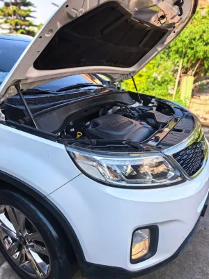 KIA SORENTO 4X4 FULL OPTION- 2014