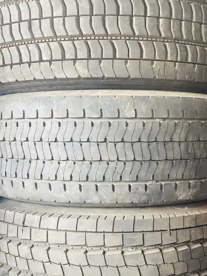 Pneus bonne occasion d'Europe-grandes marques