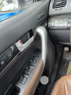 Kia Sorento R 3 (2 Phase 1) LIMITED (vrai)/ 4X4 / 5 places / 2011