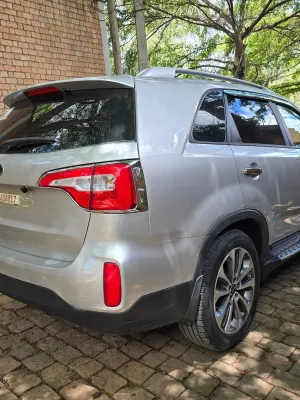 KIA SORENTO (Phase 4) – 4x4 | 2013 – Turbo Diesel 2.2L CRDI 16V – BVA – 7places