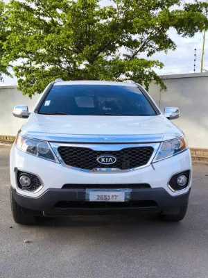 Kia Sorento 3 - 4/4 - 2011 - 7 places - Blanc origine