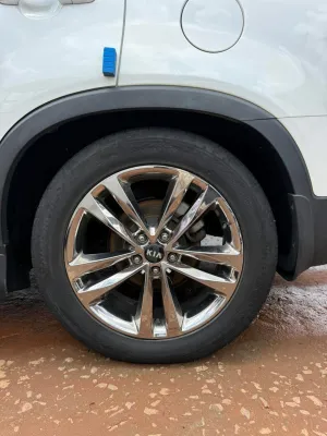 🚙 KIA SORENTO (Phase 4) – 4x4 | 2014 – 7places