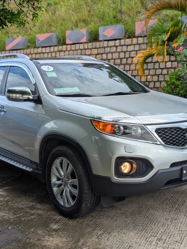 Produit 🚗 KIA SORENTO 3 – TLX | 7 PLACES – 2012 - 4X4 Image